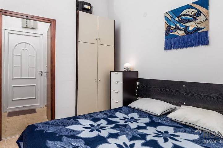 Gîte pour 4 personnes, avec terrasse à Gajac - 2