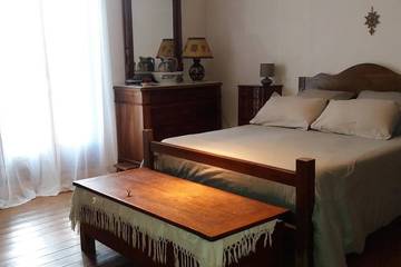 Maison D’hôte pour 2 Personnes dans Laudun-l'Ardoise, Région de Nîmes, Photo 1