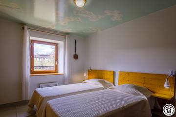 Maison De Vacances pour 10 Personnes dans Haut-Valromey, Nantua, Photo 2
