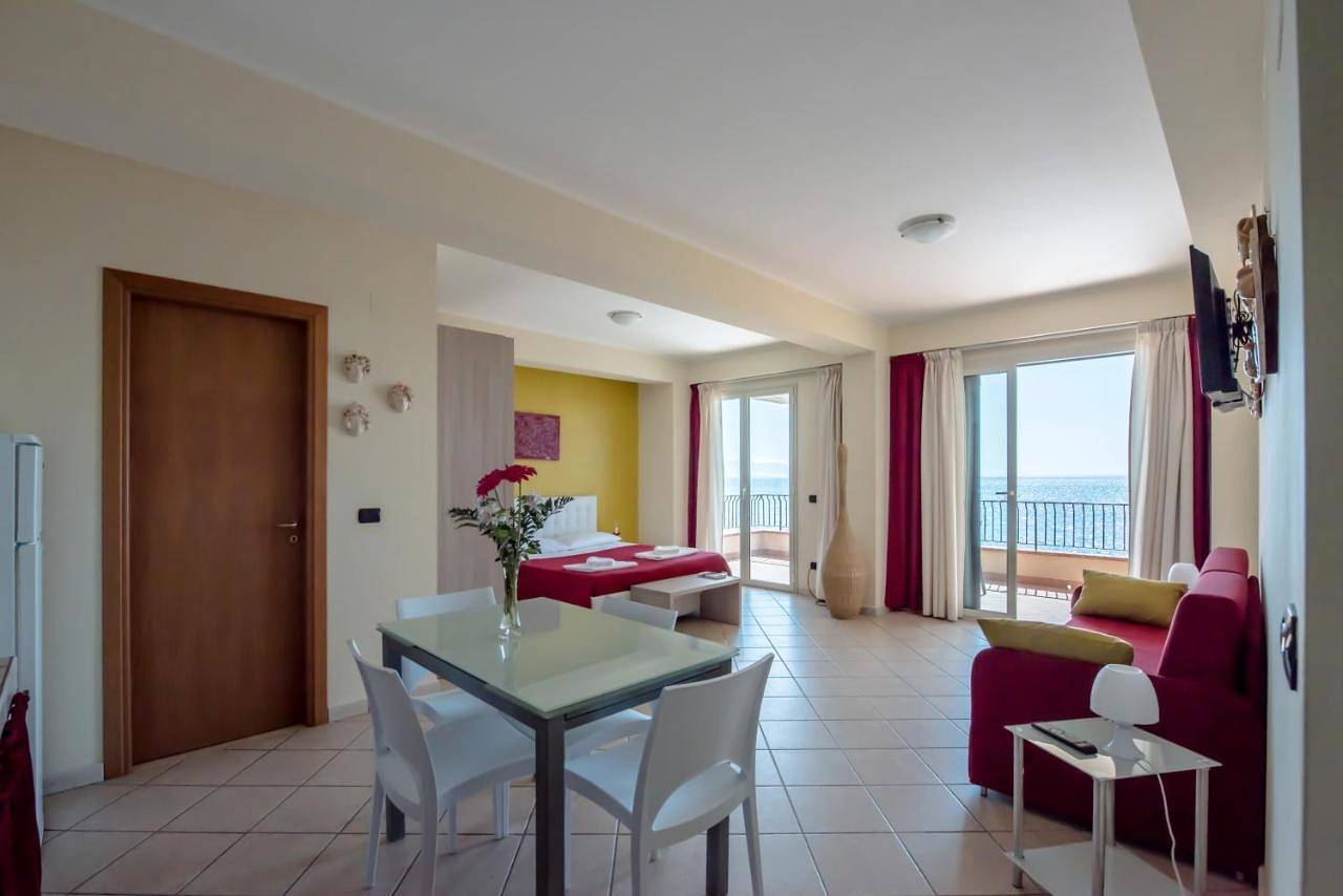 B&B La Sirena in Santa Teresa di Riva, Provincia di Messina