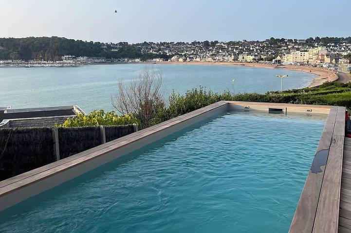 Ferienhaus für 12 Personen, mit Pool