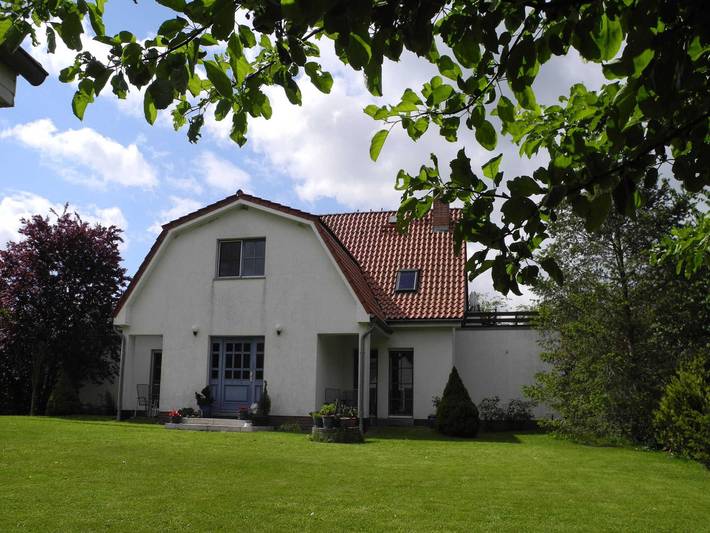 Ferienwohnung für 5 Personen, mit Garten und Terrasse, kinderfreundlich in Putbus
