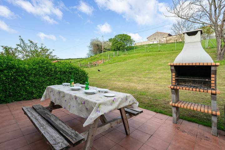 Casa rural para 15 personas, con balcón además de jardín y jacuzzi en Asturias - 2