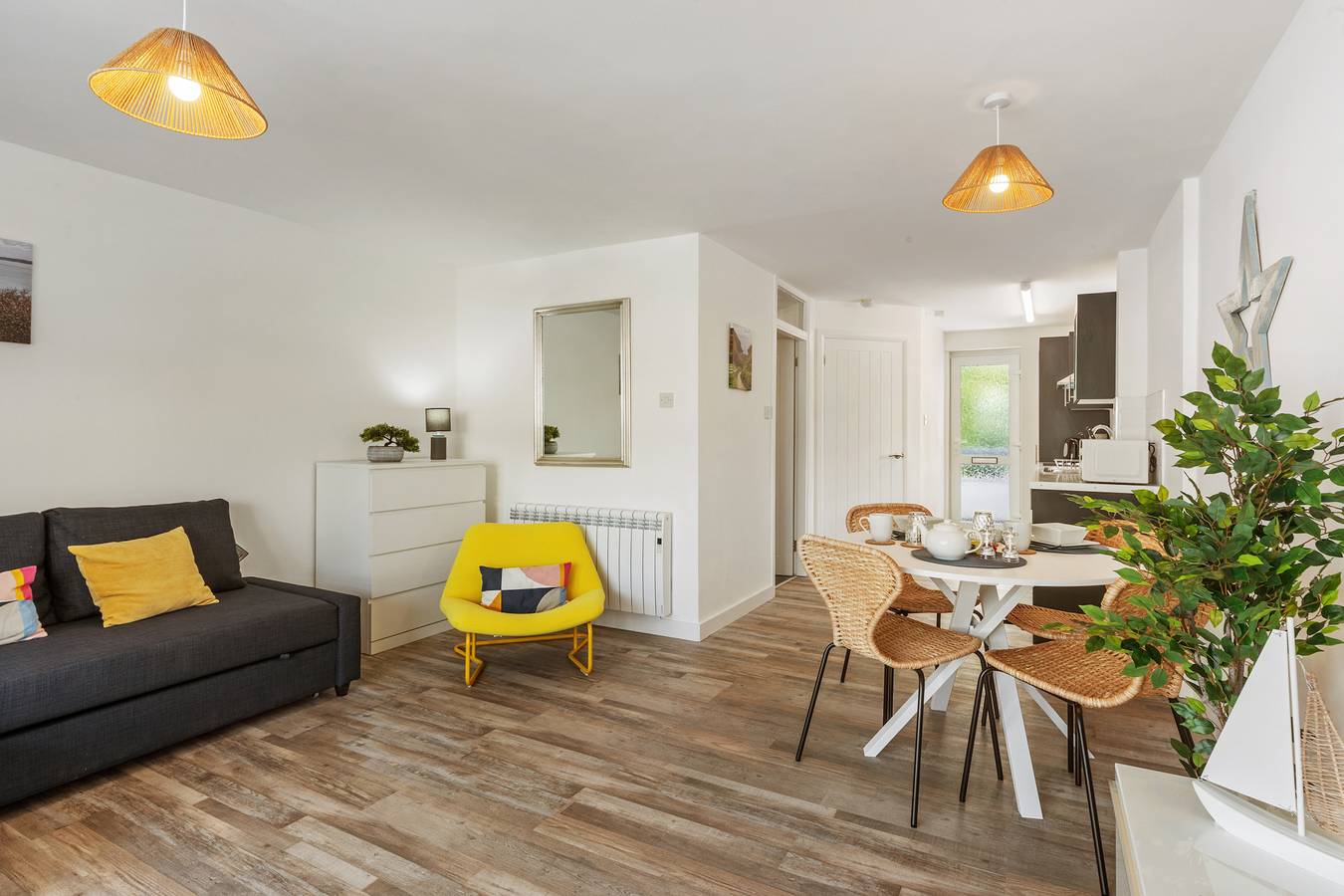 Entire apartment, 16 Captains Walk - Close to Village and Beach in Saundersfoot, Pembrokeshire