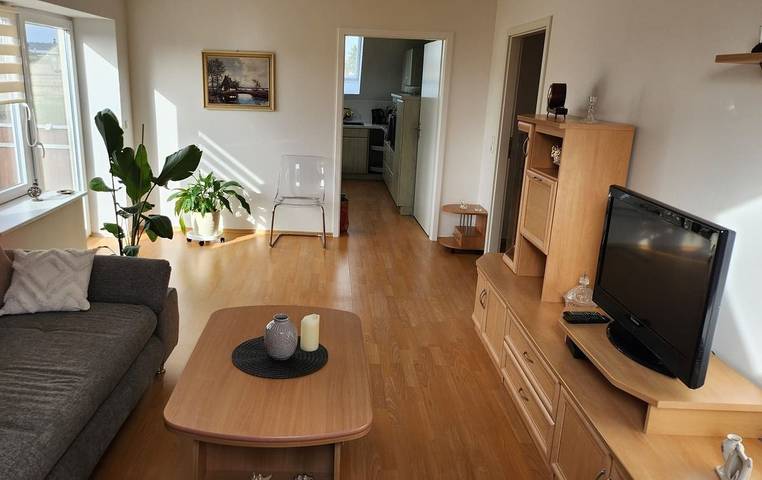 Ganze Wohnung, Komfortable Landwohnung am Finckener See mit Balkon, Terrasse und Garten in Fincken, Müritz
