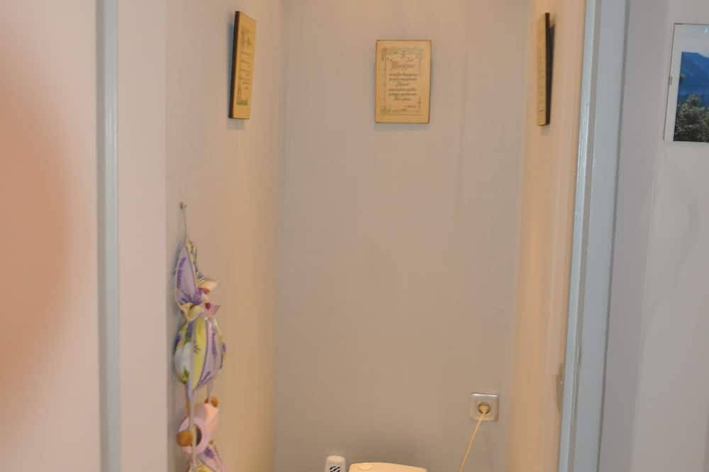 Lodging in the heart of the Luberon, in the countryside in Gargas, Regionaler Naturpark Luberon