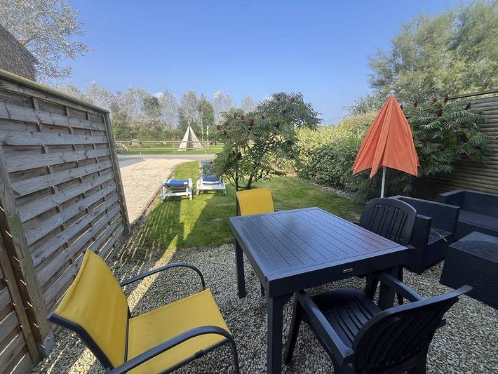 Gîte pour 2 personnes, avec piscine et jardin à Saint-Méloir-des-Ondes - 2