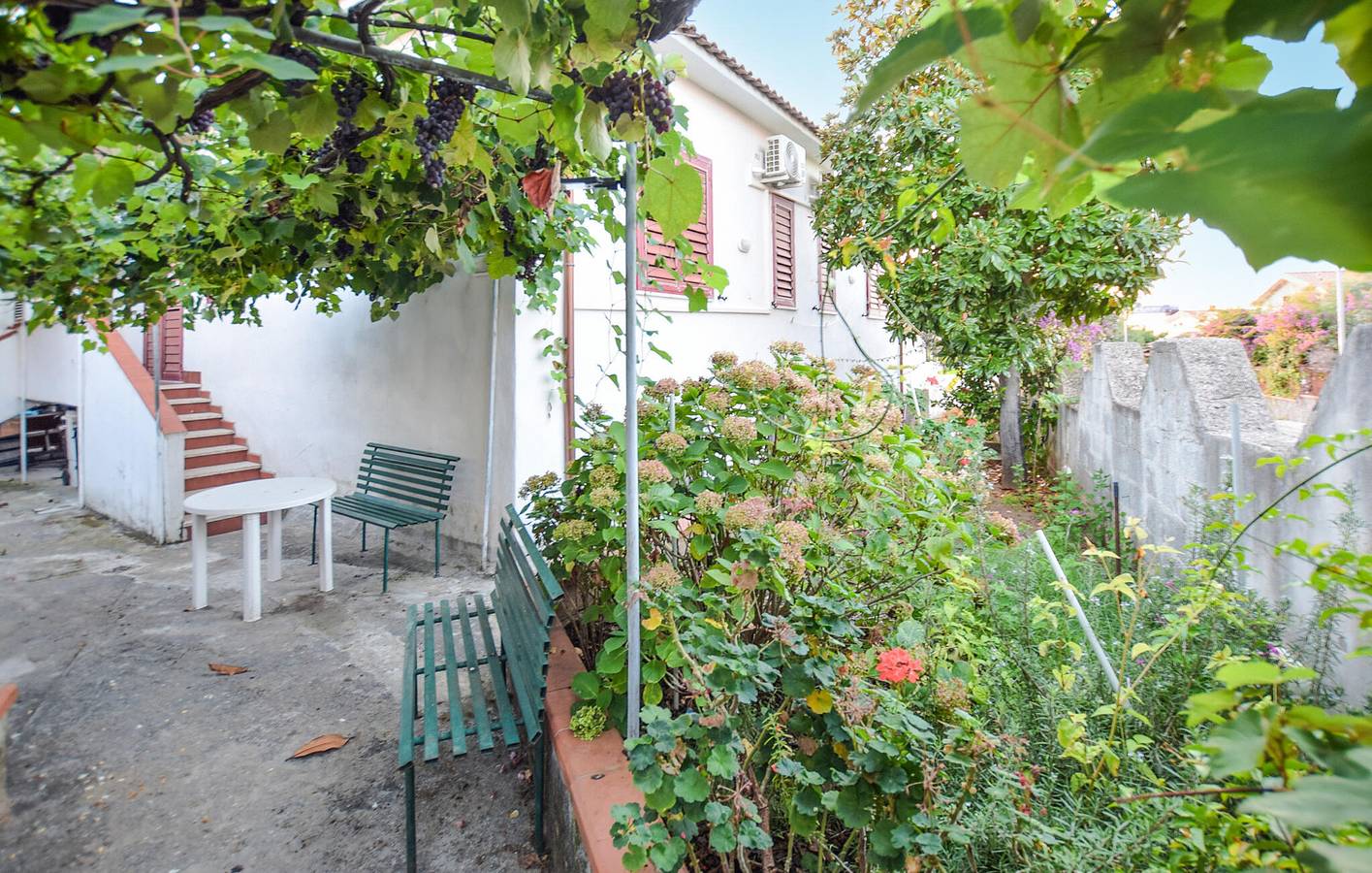 Appartamento intero, Accogliente rifugio sulla spiaggia con parcheggio - 900 m dalla spiaggia in Santa Maria di Castellabate, Cilento