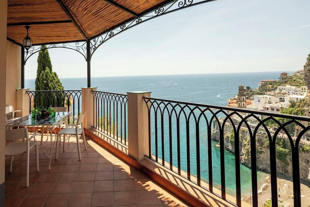 Ganze Wohnung, Haus am Meer mit Terrasse in Atrani in Castiglione, Amalfiküste