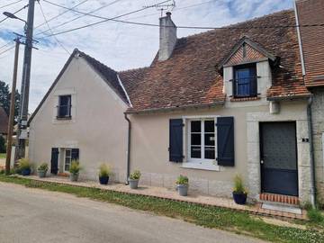 Gîte pour 7 personnes, avec terrasse et vue à Maslives