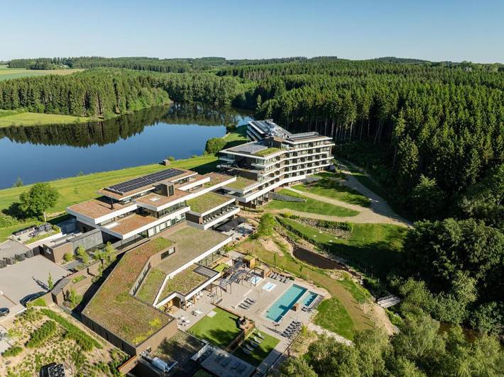 Hôtel pour 2 personnes, avec Terrasse et Jacuzzi ainsi que Jardin et Sauna