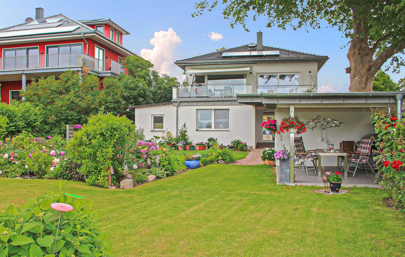 Appartement de vacances entier, Appartement confortable avec jardin, parking et télévision, à 2,5 km de la plage in Waren, Lac Müritz