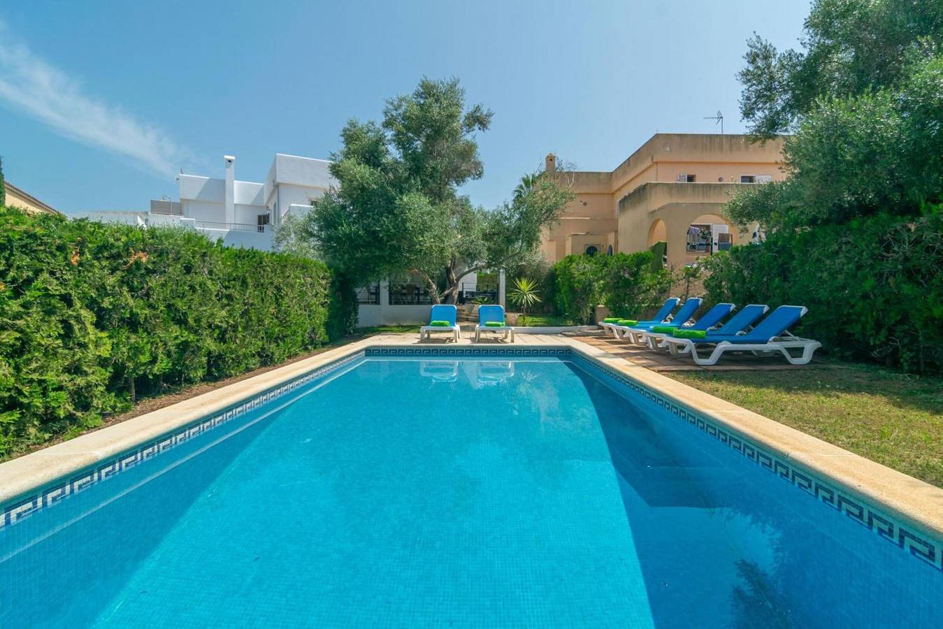 Villa „Blanca“ mit privatem Pool, Wlan und Klimaanlage in Cala Serena, Felanitx