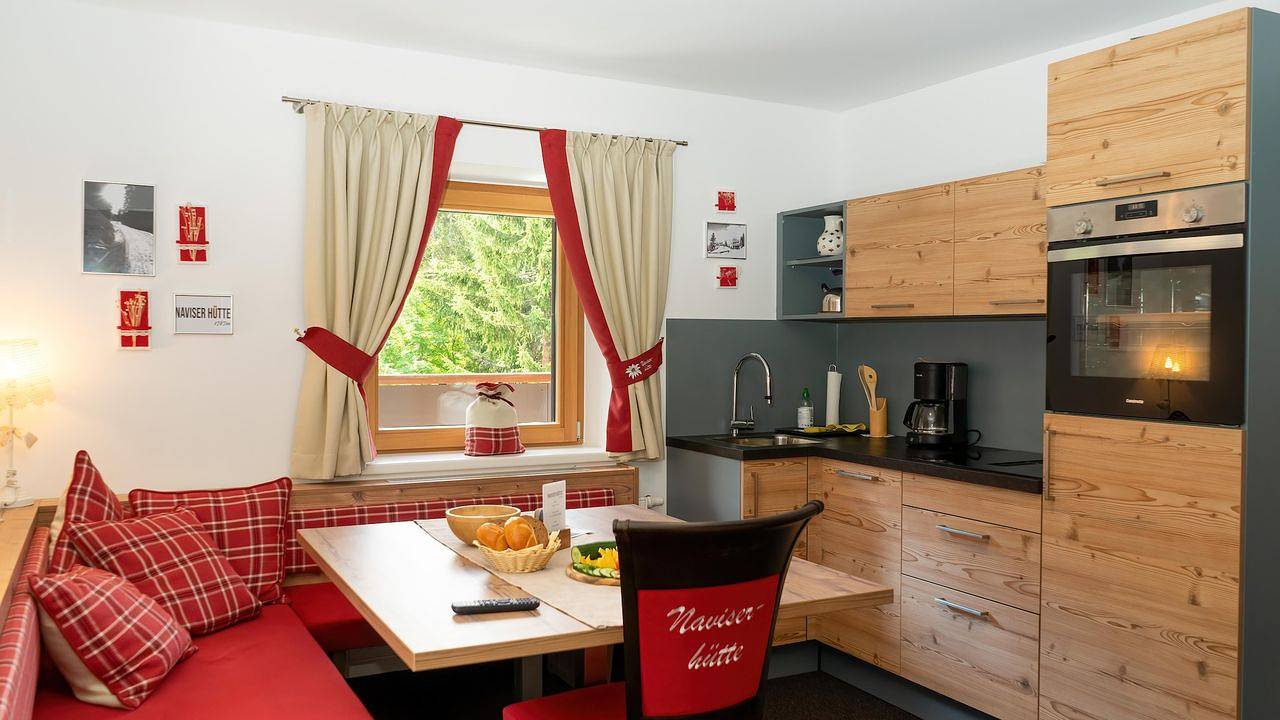 Ganze Ferienwohnung, Ferienwohnung für 2 Personen (35 m²) in Navis in Tuxer Alpen, Navis