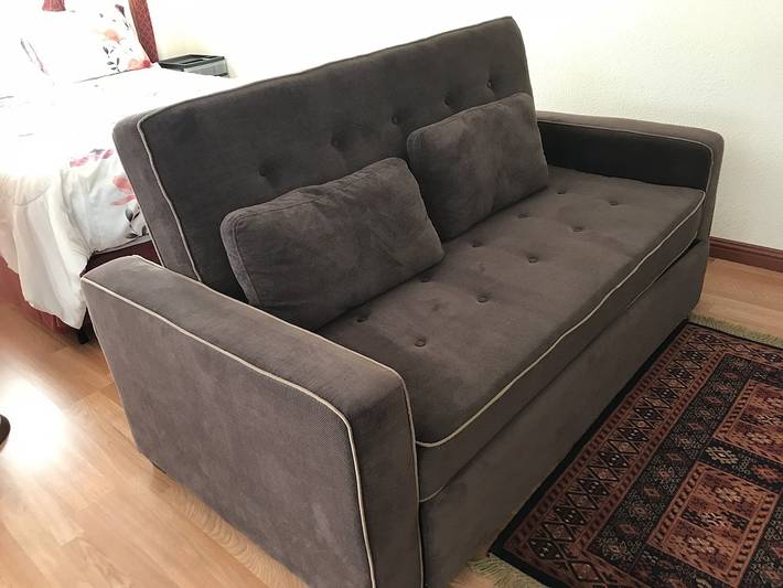 Vacation rental for 4 people, with yard in Cupertino