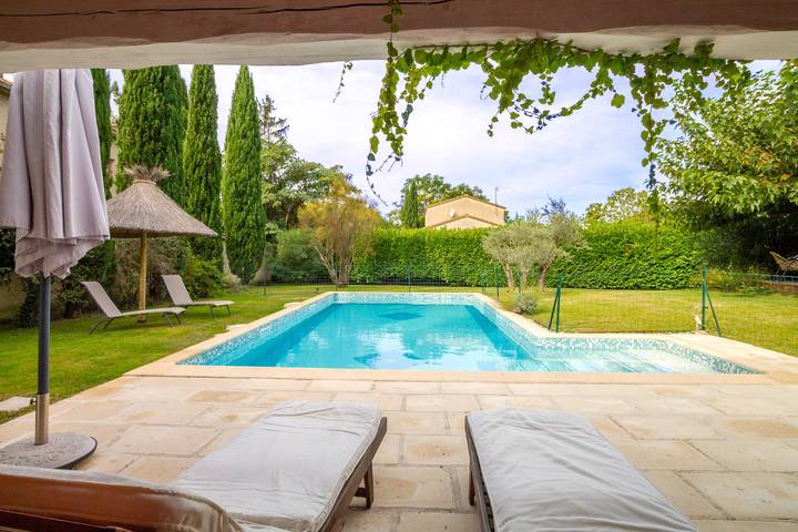 Location de vacances pour 6 personnes, avec jardin et terrasse à Eyragues - 4