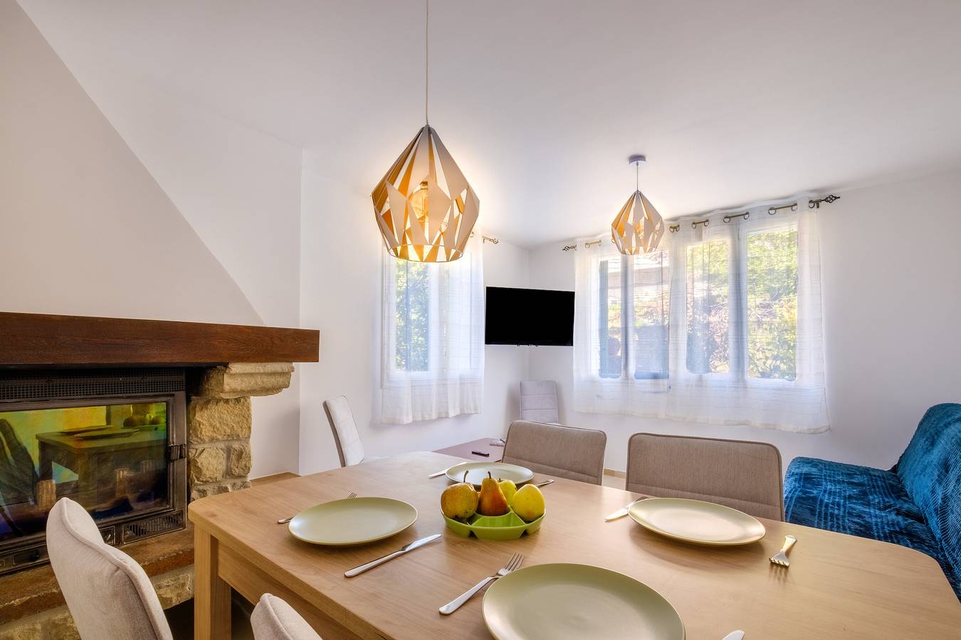 Holiday Home 'Jolie Maison' with Wi-Fi in Lucéram, Nice region