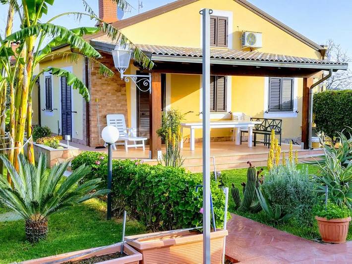 Villa per 7 persone, con Giardino a Lascari