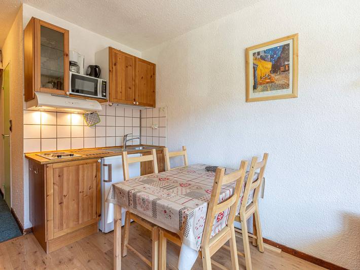 Gîte pour 2 personnes, avec balcon à Val-d'Isère - 2