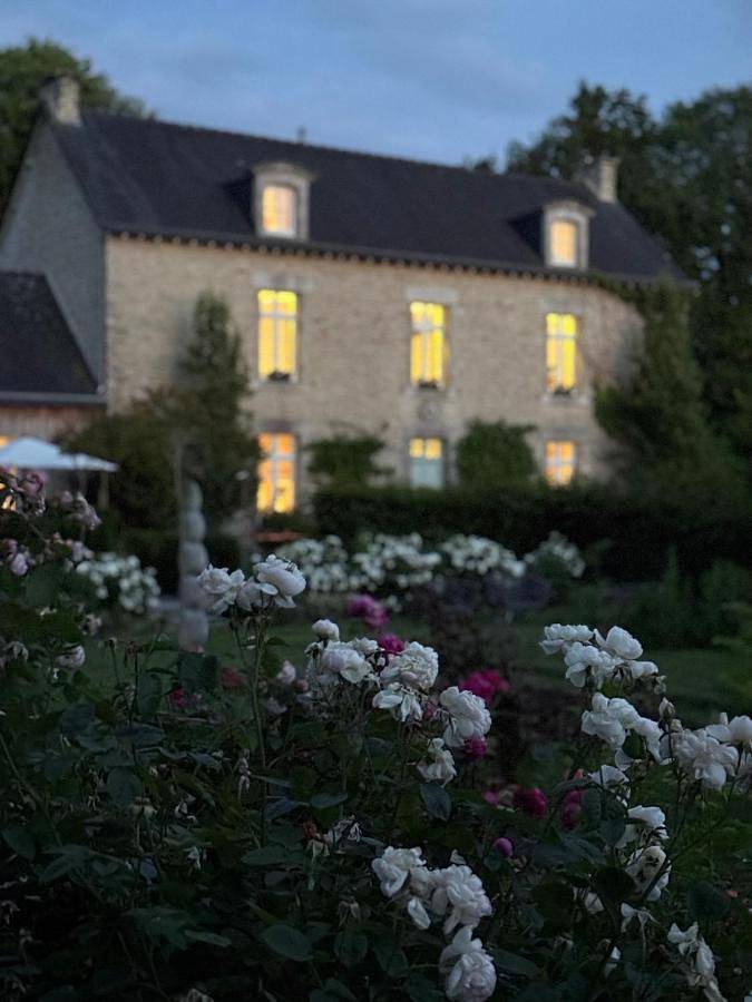 Location de vacances pour 2 personnes, avec jardin et vue à Theix - 3