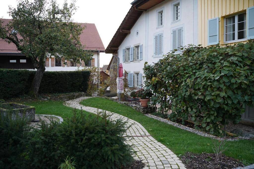 Appartement entier, One-Bedroom Apartment in Estavayer, Lake Neuchâtel