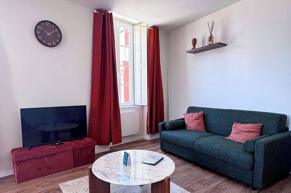 Appartement entier, Tranquiloue - Appart Centre-Ville 20min Puy du Fou in Les Herbiers, Vallée de la Loire