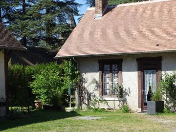 Gîte pour 2 personnes, avec jardin et terrasse à Ligny-le-Ribault