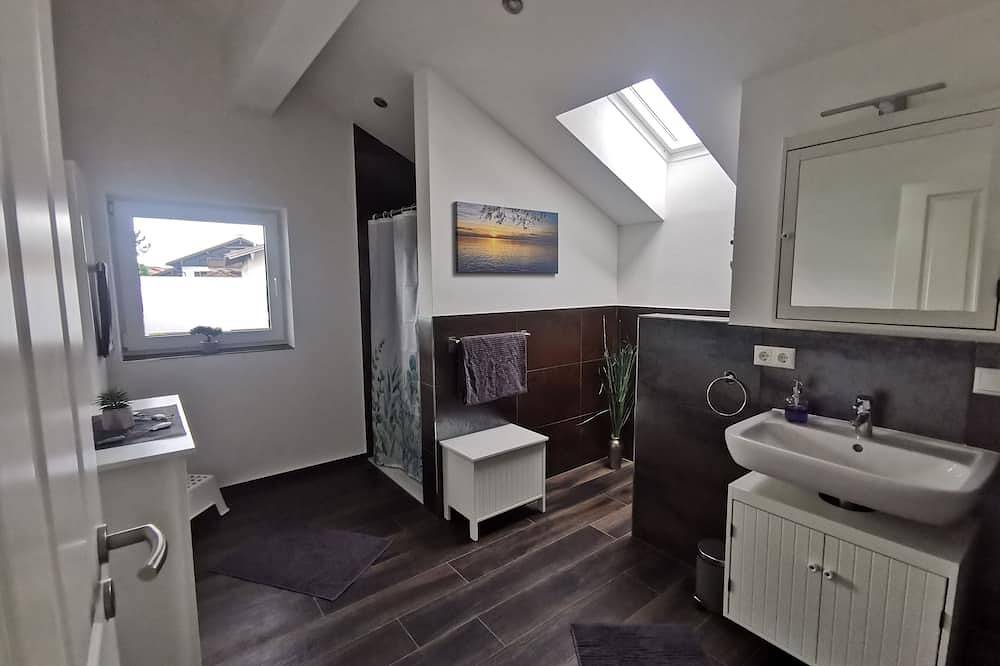 Ganze Wohnung, Ferienwohnung Chiemseeliebe in Chieming, Chiemsee