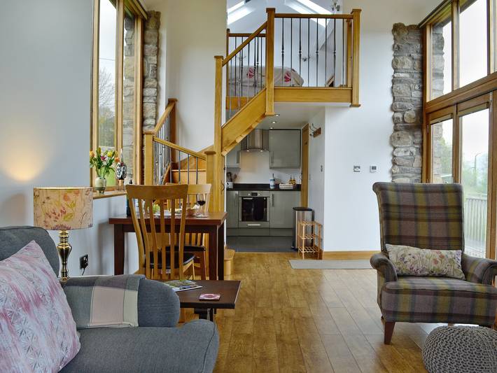Log cabin for 2 people, with Garden in Brecon Beacons