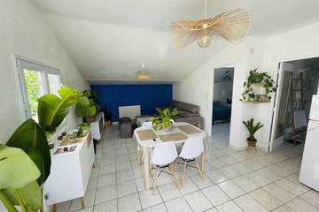 Gîte pour 4 personnes, avec jardin à Asnières-la-Giraud