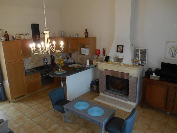 Location de vacances pour 6 personnes, avec jardin ainsi que vue et piscine, adapté aux familles à Carlux - 3