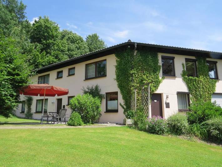 Ferienwohnung für 2 Personen, mit Garten und Ausblick, mit Haustier in Isny im Allgäu
