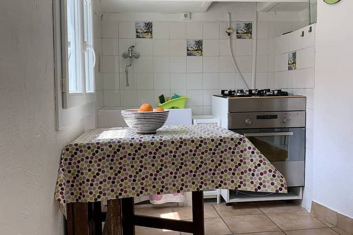 Appartement entier, Maisonnette la couronne  près des plages in Martigues, Côte méditerranéenne (France)
