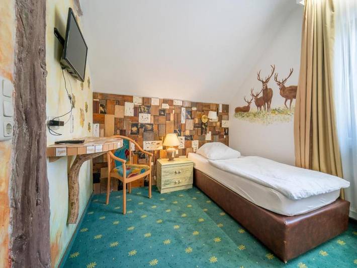 Ganze Wohnung, Hotel Heiderhof by Belvilla Einzelzimmer in Obersteinebach, Flammersfeld und Umgebung