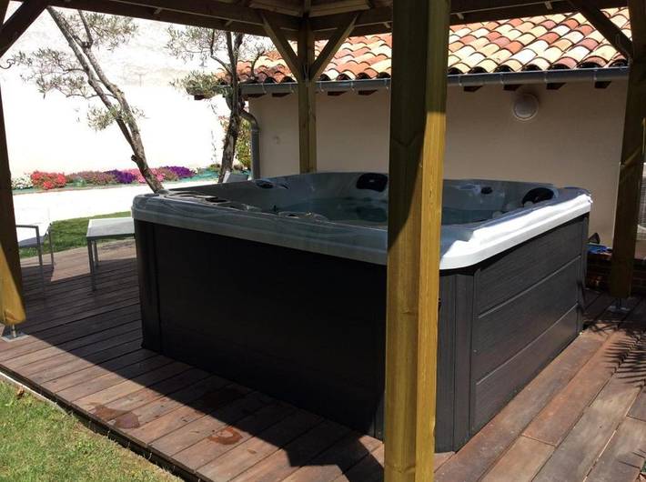 Location de vacances pour 7 personnes, avec terrasse et jacuzzi à Castelsarrasin - 4