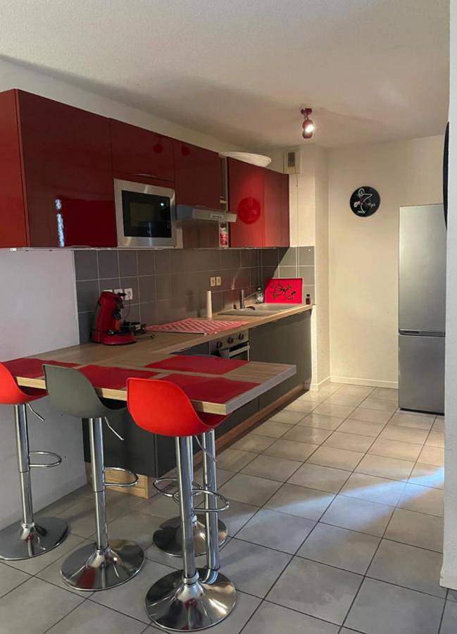 Gîte pour 4 personnes, avec terrasse, animaux acceptés à Miramont-de-Guyenne - 2