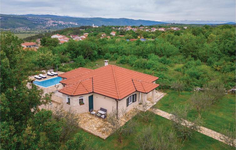 Ferienhaus für 8 Personen, mit Pool und Terrasse, mit Haustier - 1