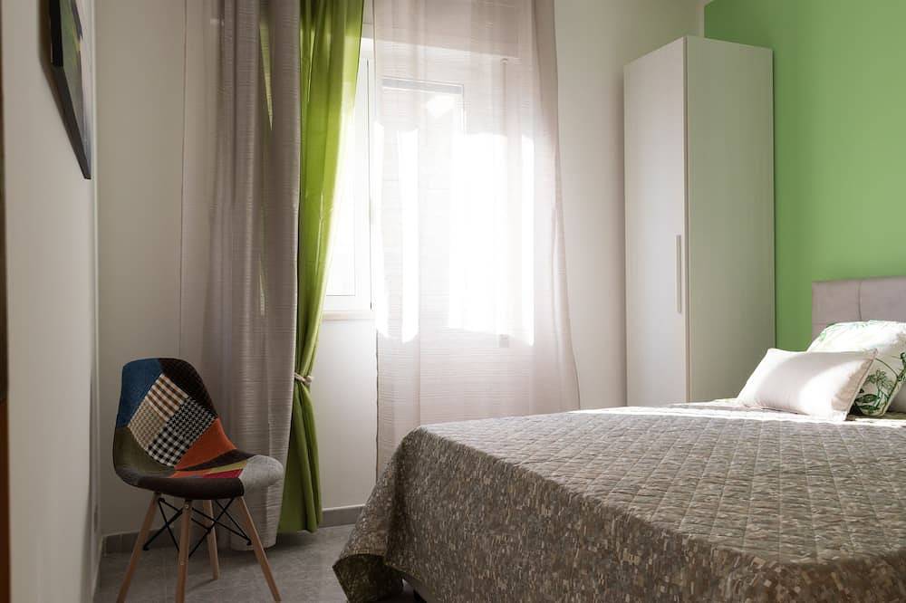 Ferienhaus in eigenständiger Villa nur wenige Schritte vom Meer Marina di Ginosa entfernt in Marina di Ginosa, Golf von Tarent