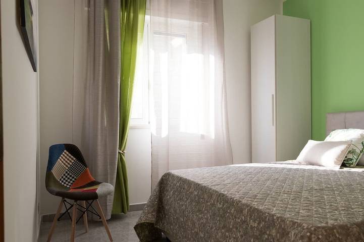 Ferienhaus in eigenständiger Villa nur wenige Schritte vom Meer Marina di Ginosa entfernt in Marina di Ginosa, Golf von Tarent