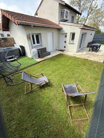 Gîte pour 6 personnes, avec jacuzzi et jardin, animaux acceptés à Crémieu