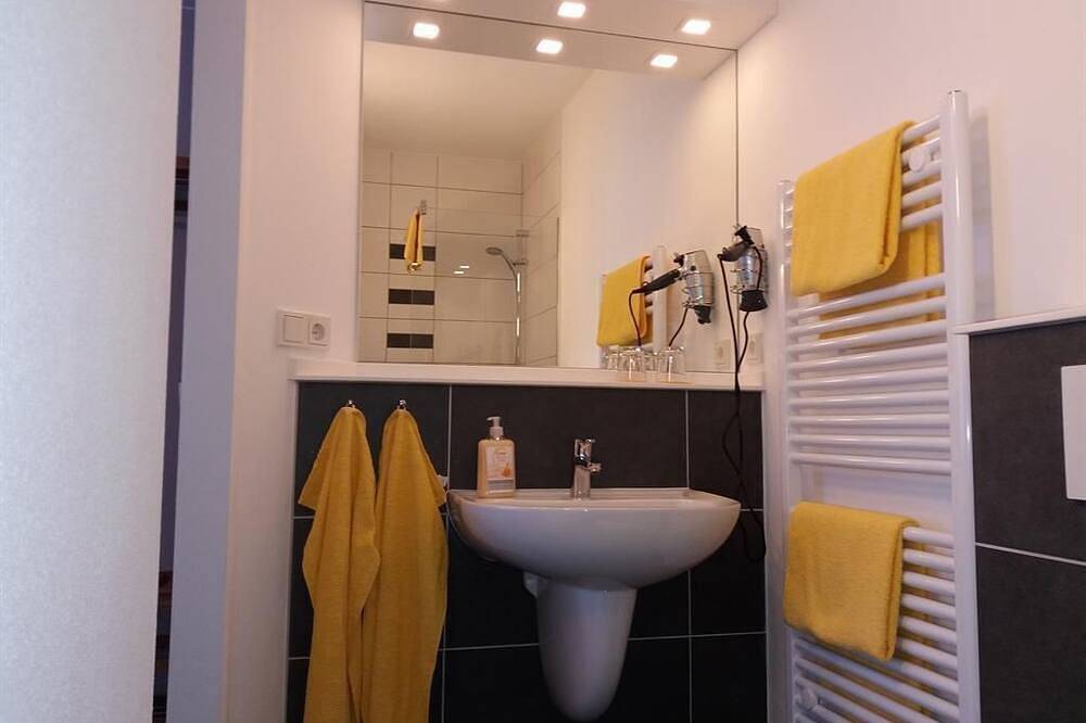 Ganze Wohnung, Ferienwohnung Ellen - Ferienwohnung in Seiferts, Ehrenberg