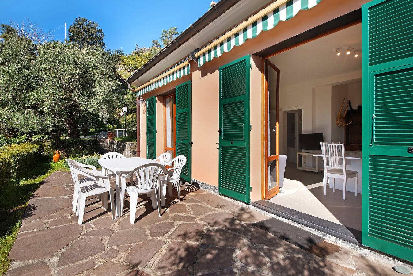 "Villa Del Sole" con vista mare, giardino e terrazza in Bonassola (Città), Bonassola