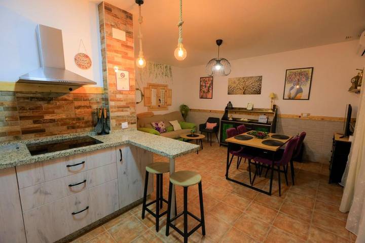 Apartamento de vacaciones para 4 personas, con piscina y jardín - 1