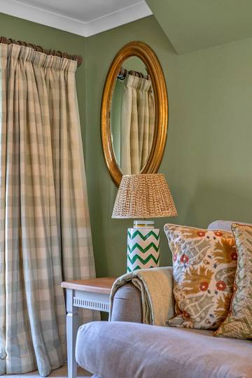 Villa for 4 Guests in Lowlands, Scottish Borders, Picture 3