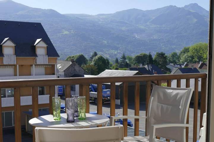Location de vacances pour 6 personnes, avec Balcon à Argelès-Gazost