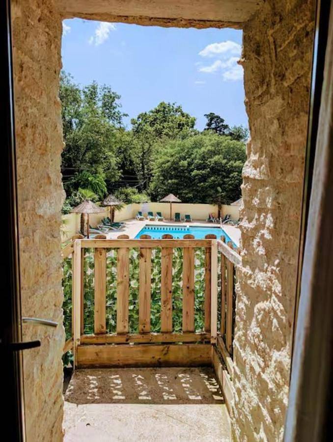 Location de vacances pour 4 personnes, avec piscine et jardin, animaux acceptés à Tarascon - 2