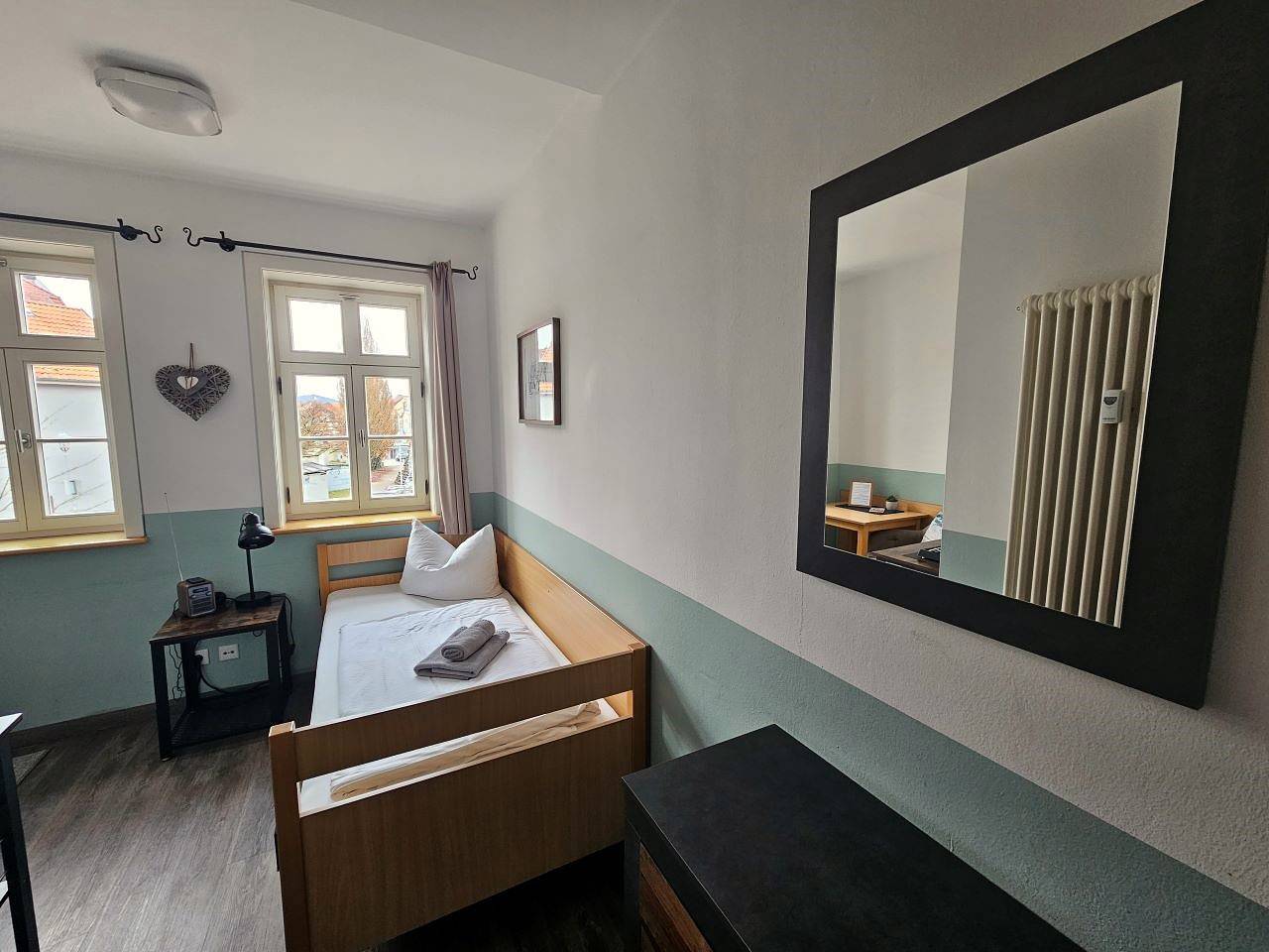 Entire holiday apartment, Gasthof/ Gästehaus am Storchenturm - Einzelzimmer I in Wartburg, Eisenach