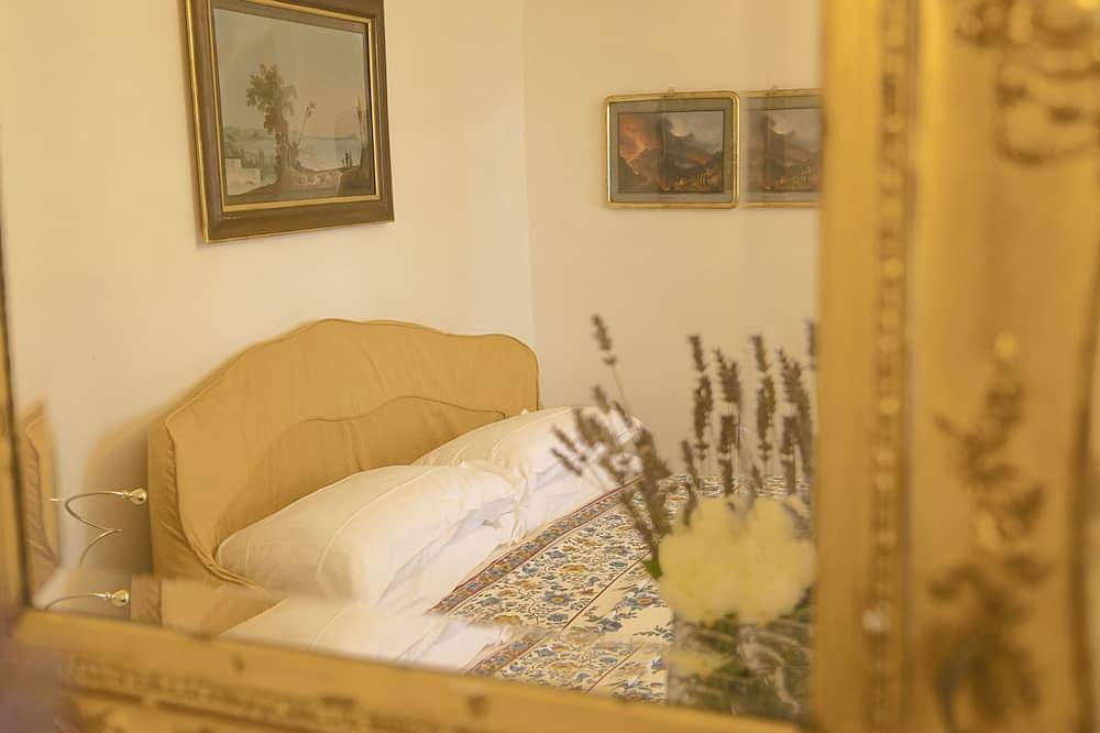 Villa le Grotte, magnificent Villa very close to Verona with wonderful views in Verona, Verona Province