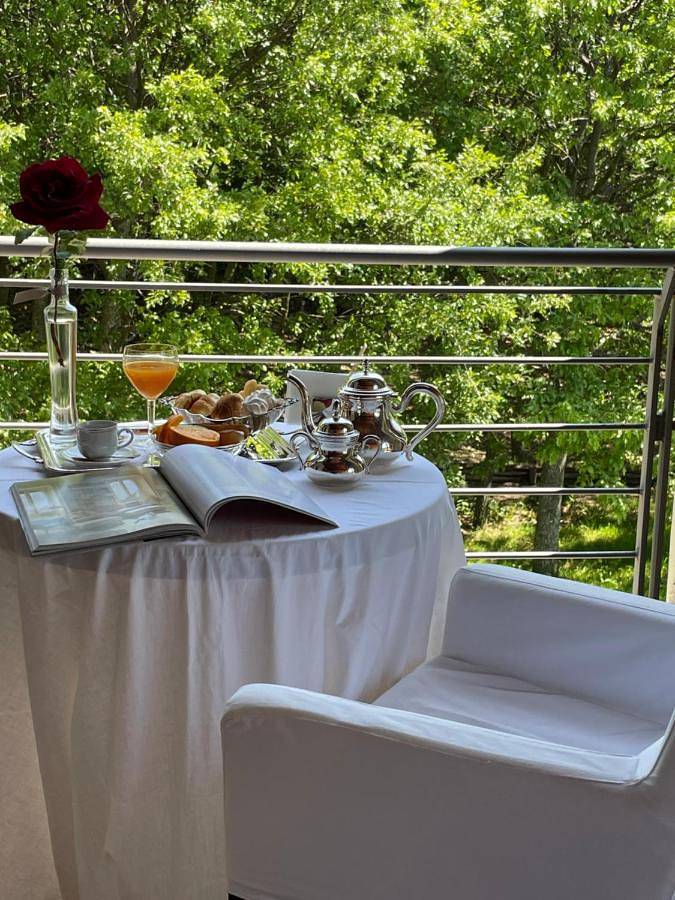 Gîte pour 2 personnes, avec jardin et balcon ainsi que jacuzzi et sauna à Accadia