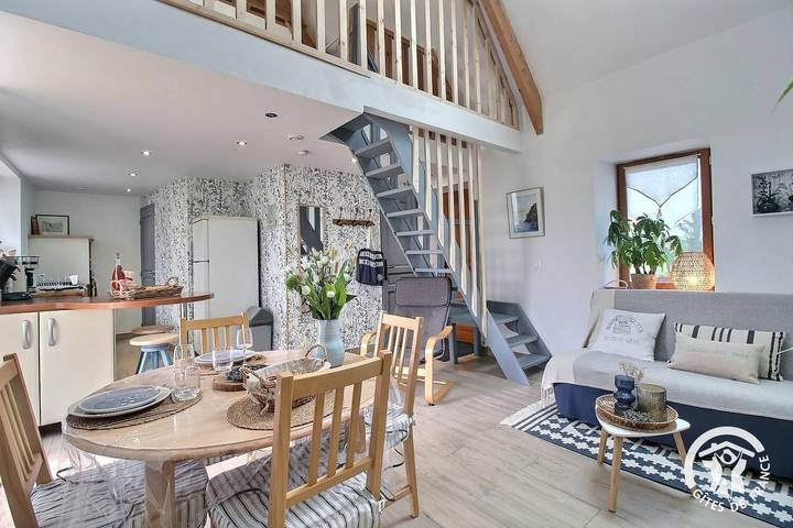 Gîte pour 2 personnes, avec Terrasse et Jardin